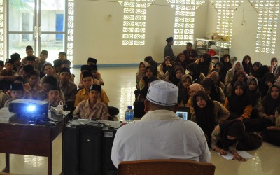 Peringatan Isra' Mi'raj Nabi Muhammad SAW, MA dan MTs Al-Hady di lingkup Pondok Pesantren Hidayatush Sholihin Semelagi Besar